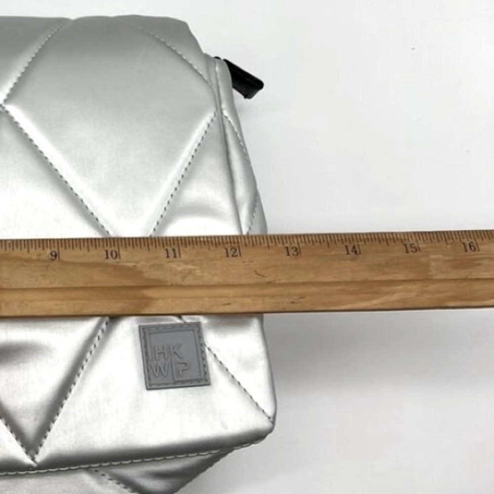 Shawn Killinger & IHKWIP Silver Quilted Shoulder Bag - Picture 5 of 6